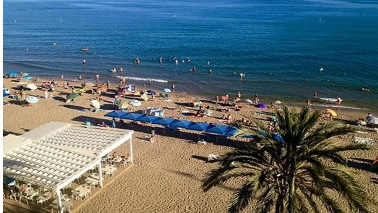 Segur De Calafell Vacation Apartment